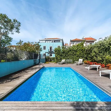 Hm - Downtown Swimming Pool *