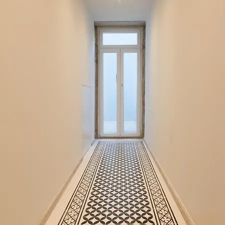 Hm - Downtown Swimming Pool פורטו